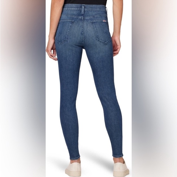 UC- Hudson Blair skinny jeans - Picture 2 of 9